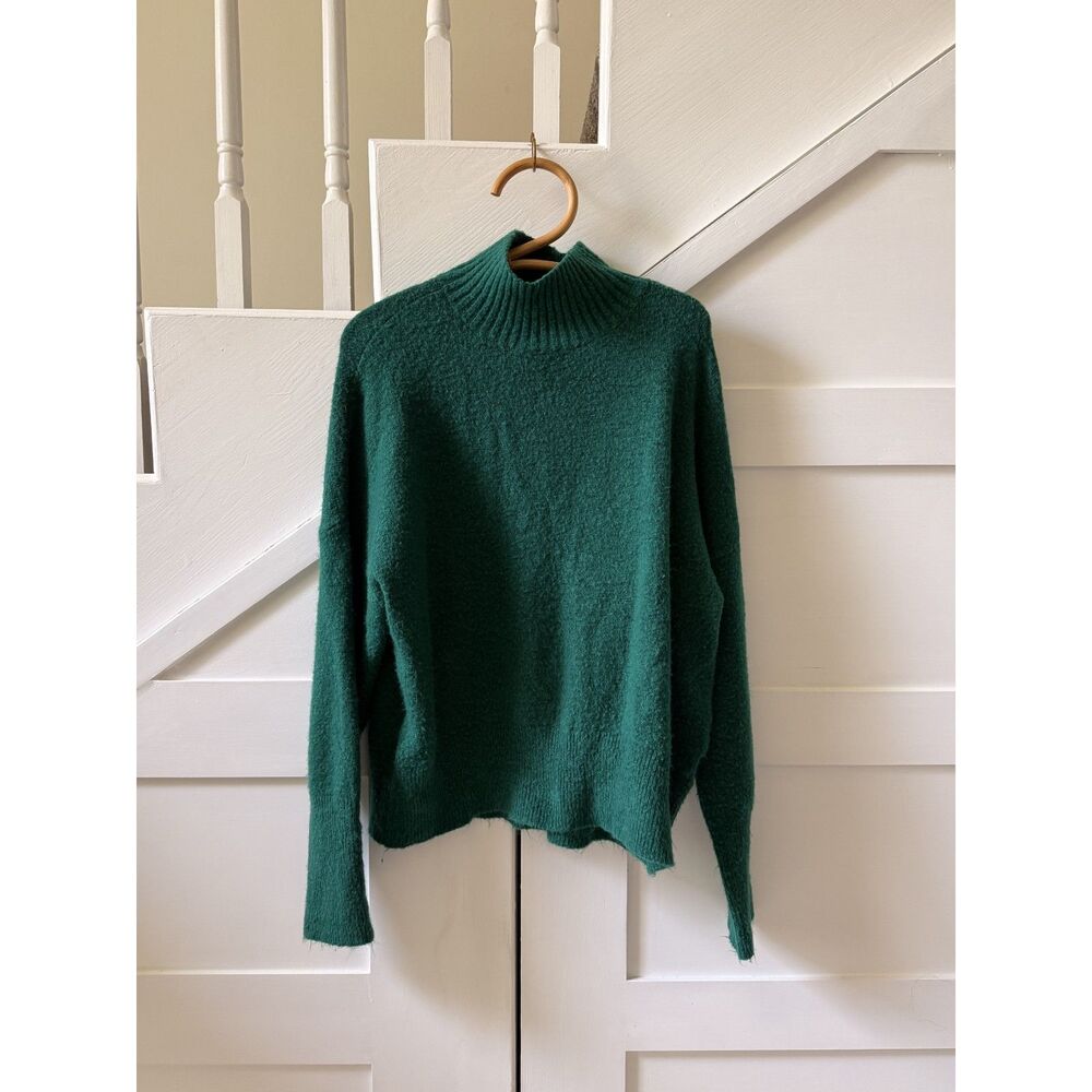 Express Emerald Green Fuzzy Mock Neck Sweater — M